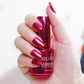Glamoureuze metallic spiegelende nagellak uit 2023