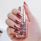 Glamoureuze metallic spiegelende nagellak uit 2023