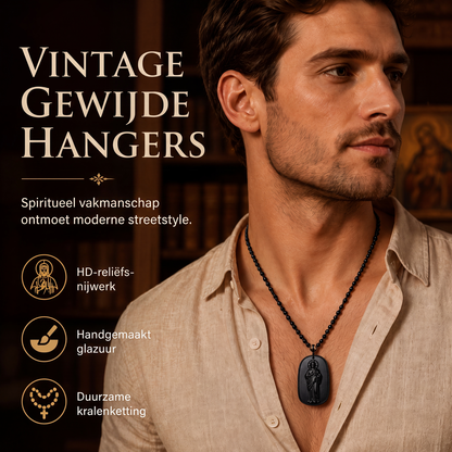Ketting met kralen en hanger van religieuze figuur